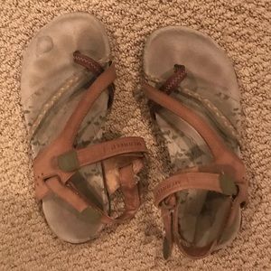 Merrell sandals- size 6